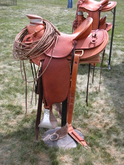 Don Howe saddles